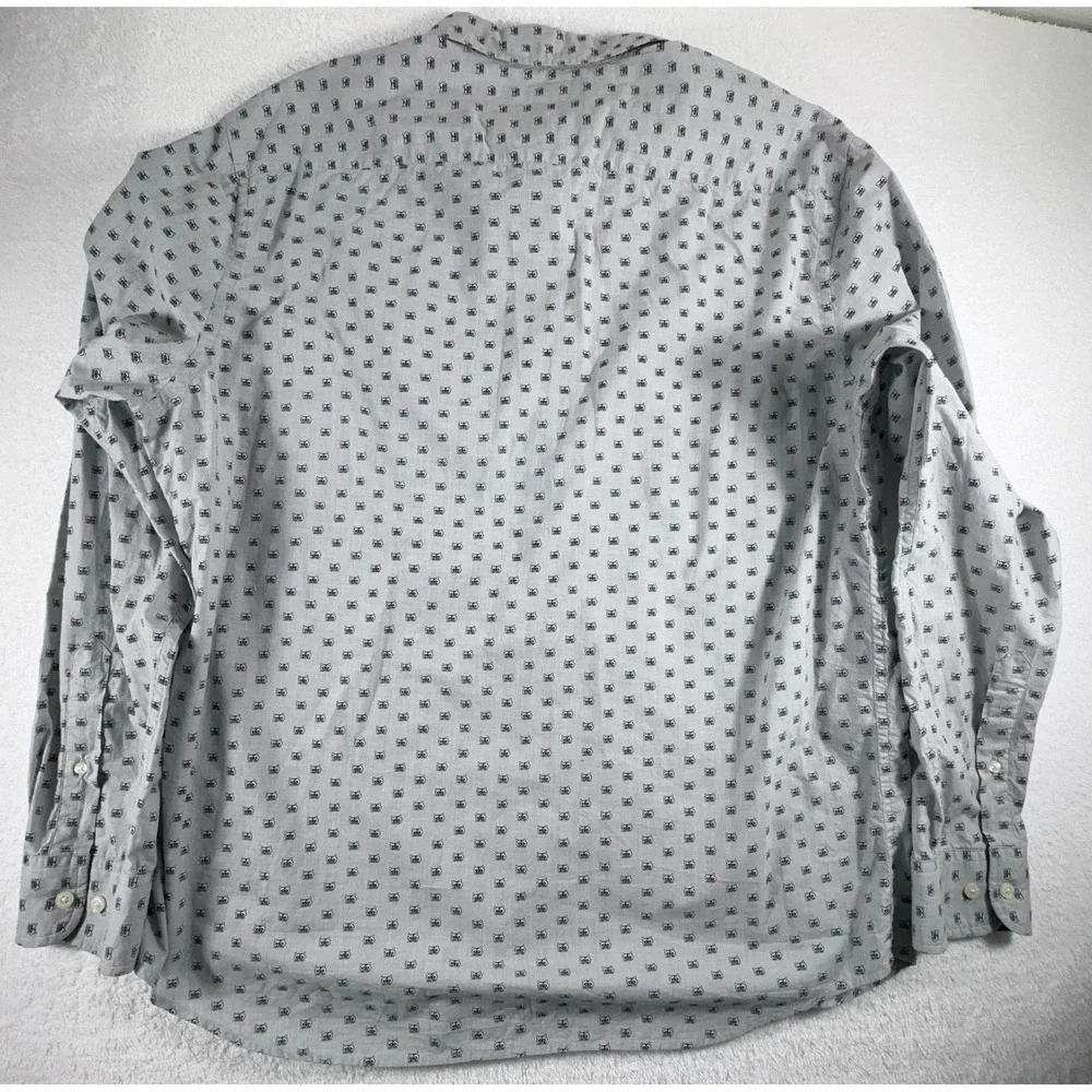 Banana Republic Untucked Fit Shirt‎ Mens XL Raccoon Pattern Long Sleeve